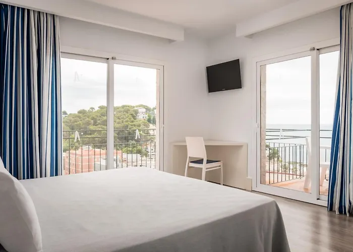 Hotel Alegria Sun Village